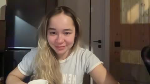 Snapshot of kristyspiritedaway chatting on February 22, 2025, 3:36 pm Kristy Nip slip shady  Best model on CB  online show from February 22, 2025, 3:36 pm