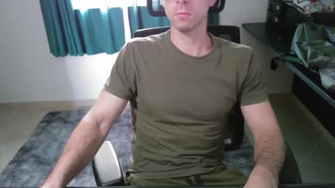 Snapshot of krocr_iras chatting on June 7, 2026, 6:33 pm Lucas Edu online show from June 7, 2026, 6:33 pm