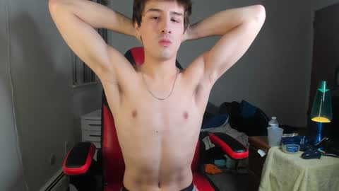 Snapshot of kroddy1985 chatting on January 15, 2025, 2:49 am Brayden Thompson online show from January 15, 2025, 2:49 am