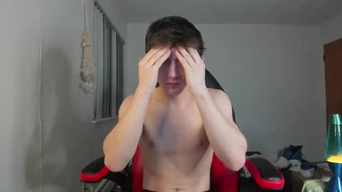 Snapshot of kroddy1985 chatting on February 21, 2025, 2:28 am Brayden Thompson online show from February 21, 2025, 2:28 am