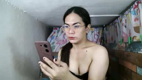 janella online show from March 3, 2026, 5:24 am