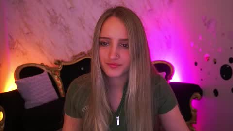 krys_tina online show from March 30, 2026, 7:20 am
