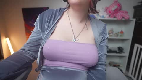 Snapshot of krystalsyxx chatting on March 7, 2025, 8:11 pm Krystal Syx online show from March 7, 2025, 8:11 pm