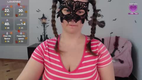 Ksushka22 online show from November 15, 2025, 12:02 pm