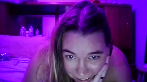 Curv Daze online show from June 20, 2026, 3:42 am