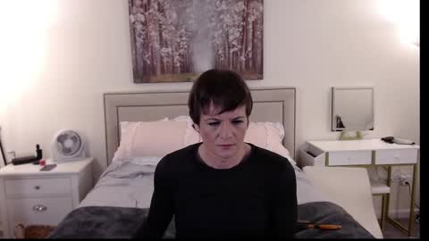 Snapshot of ktrichards77 chatting on November 3, 2025, 1:08 am Cait online show from November 3, 2025, 1:08 am