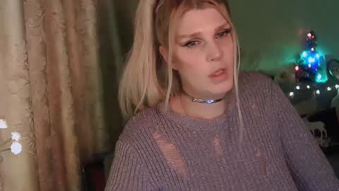 Snapshot of kudesnizza chatting on December 4, 2024, 1:42 pm Annika MTF ts post -op online show from December 4, 2024, 1:42 pm