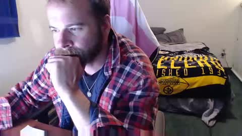 Kuggy online show from November 6, 2025, 11:26 pm