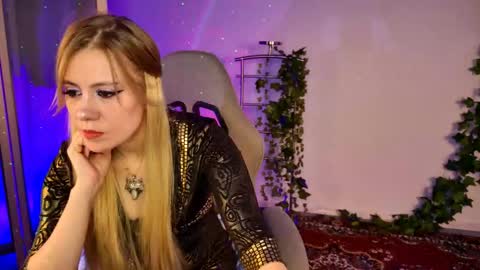 Snapshot of kumiho_7777 chatting on June 7, 2026, 9:13 am Eileen online show from June 7, 2026, 9:13 am