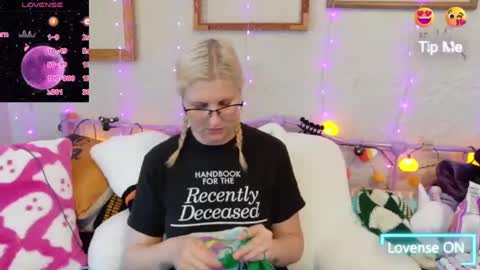 Samantha online show from October 22, 2025, 3:12 pm