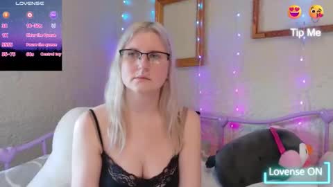 Samantha online show from February 8, 2026, 2:20 pm