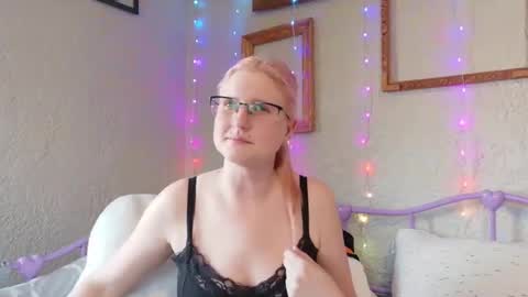 Samantha online show from March 22, 2026, 11:08 pm