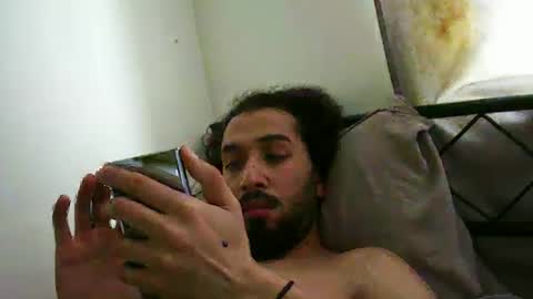 Snapshot of kuraia__ chatting on October 29, 2025, 1:35 pm akurai online show from October 29, 2025, 1:35 pm