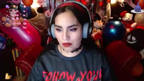 Snapshot of kureiji_fetish chatting on October 27, 2025, 10:47 pm Fetiche Woman online show from October 27, 2025, 10:47 pm