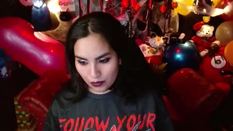 Snapshot of kureiji_fetish chatting on November 2, 2025, 12:24 am Fetiche Woman online show from November 2, 2025, 12:24 am