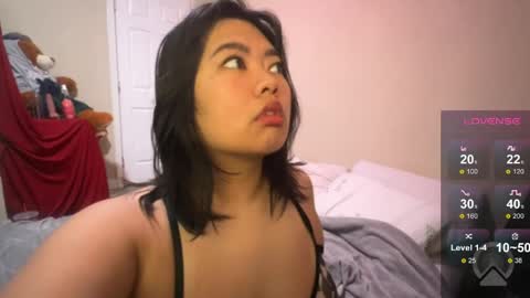 kuromixx444 online show from April 22, 2026, 6:05 am