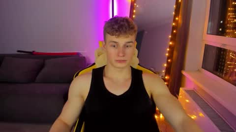 kurt_hanssen online show from November 26, 2025, 5:03 pm