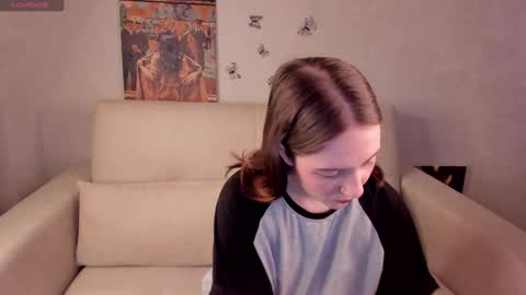 Snapshot of kvetachka chatting on March 8, 2025, 1:28 am Kvetachka Thu-Sun 0900am-1500pmGTM2 online show from March 8, 2025, 1:28 am