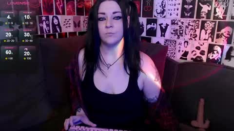 Kvopa online show from April 21, 2026, 6:20 am