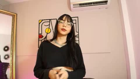 Snapshot of kyaravlad chatting on February 9, 2026, 8:46 pm Kyara online show from February 9, 2026, 8:46 pm