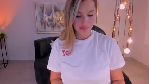 Snapshot of kylamorrison chatting on July 14, 2026, 11:38 am I am Kyla online show from July 14, 2026, 11:38 am