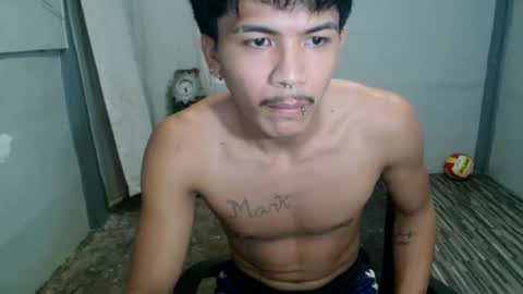 kyle_lourence online show from May 14, 2026, 11:06 am