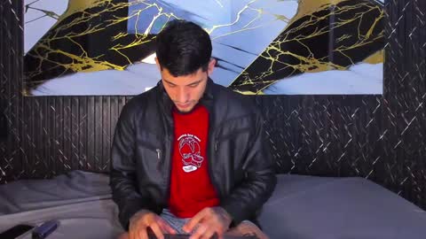 Snapshot of kyle_smithx chatting on December 23, 2024, 10:01 pm kyle Smith online show from December 23, 2024, 10:01 pm