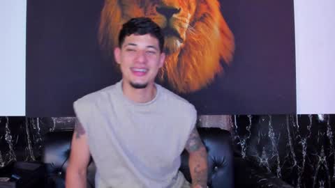 Snapshot of kyle_smithx chatting on February 7, 2025, 10:20 pm kyle Smith online show from February 7, 2025, 10:20 pm