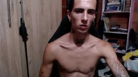 kyleer77 online show from June 5, 2026, 10:37 pm