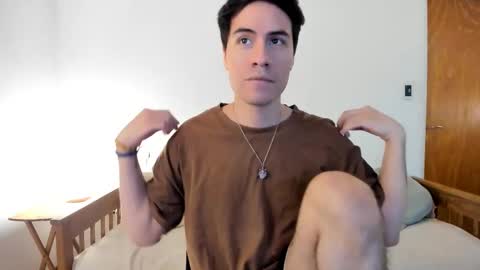 Kylian Zarate online show from November 23, 2025, 5:51 am