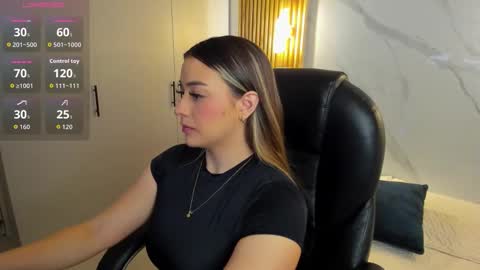  KYLIE  online show from October 7, 2025, 2:53 am