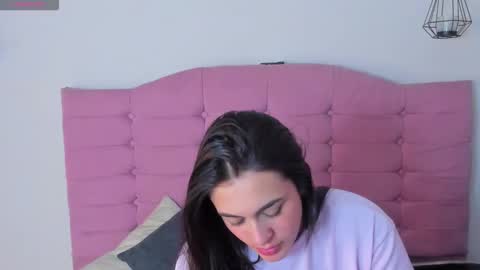 kylie_ls online show from October 21, 2025, 1:50 am