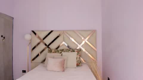 Kylie Reyes  online show from March 26, 2026, 7:30 pm