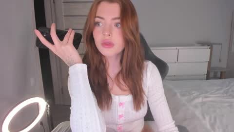 Snapshot of kylie_starrrr chatting on March 12, 2025, 7:49 pm Ann online show from March 12, 2025, 7:49 pm