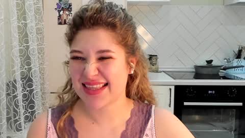 Snapshot of kylieblond chatting on January 20, 2025, 10:48 pm Din online show from January 20, 2025, 10:48 pm