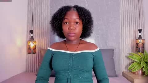 kyliee_vega online show from June 3, 2026, 12:52 pm