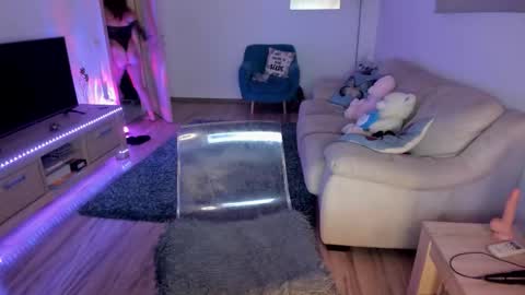 KYLIE online show from September 20, 2025, 4:57 am