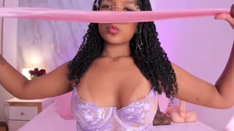 Snapshot of kyliegomez chatting on December 2, 2025, 8:37 pm Kylie online show from December 2, 2025, 8:37 pm