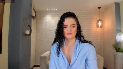 Snapshot of kyliejenkins1 chatting on November 19, 2025, 11:21 am Kylie Jenkins online show from November 19, 2025, 11:21 am