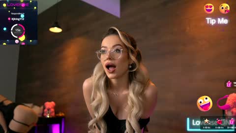 Kylie online show from January 21, 2025, 9:04 pm