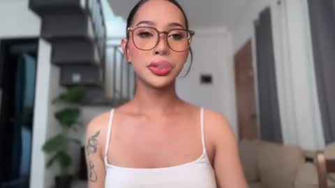 kyll_collins online show from July 3, 2026, 1:01 am