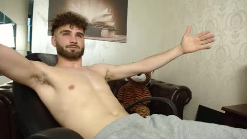 KyloEast online show from May 18, 2026, 4:46 pm
