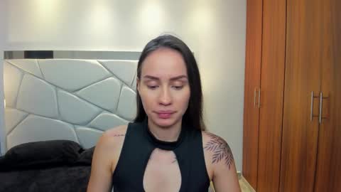 Kymberly online show from October 15, 2025, 11:21 am