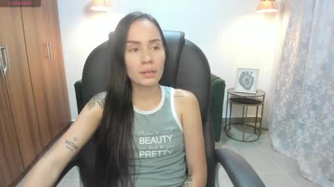 Kymberly online show from October 17, 2025, 11:24 am