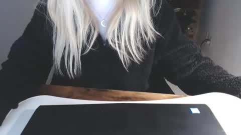 Snapshot of kymchi chatting on February 6, 2026, 11:52 pm Check Out My NSFW OnlyFans Link On Bio online show from February 6, 2026, 11:52 pm