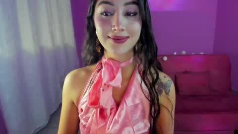 Kym Giraldo online show from November 30, 2025, 8:51 am