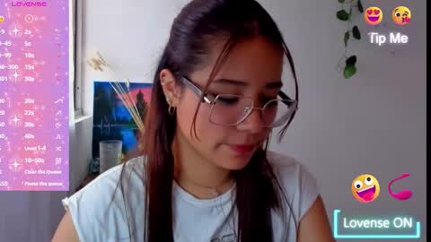 kyomi online show from September 20, 2025, 1:12 pm