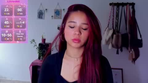 kyomi online show from November 6, 2025, 12:06 pm