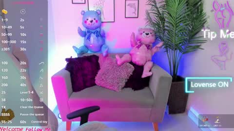 Snapshot of kyomi_chang chatting on February 25, 2025, 12:13 pm Kyomi online show from February 25, 2025, 12:13 pm