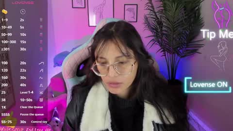 Snapshot of kyomi_chang chatting on February 26, 2025, 12:14 pm Kyomi online show from February 26, 2025, 12:14 pm
